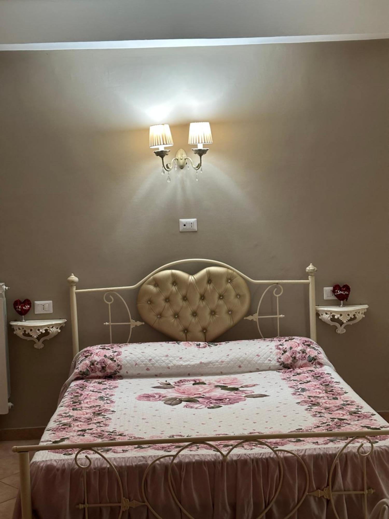 B&B La Reggia Caserta Exterior photo